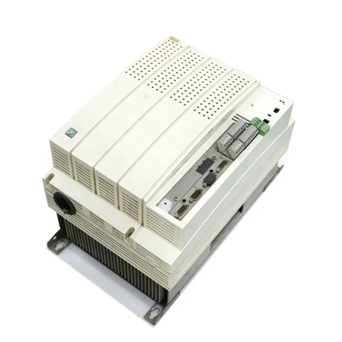 LENZE New Sevvo Inverter EVS9330-ES EVS9330-ES EVS9331-ES EVS9332-ES EVS9327-ES Lenze Inverter - Image 1