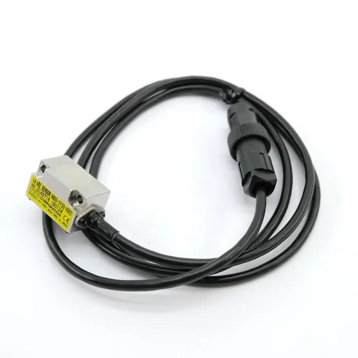New in Stock Servo Motor Control Unit Built-In AC Spindle Motor Encoder V012 A860-2150-V002 Fanuc - Image 1