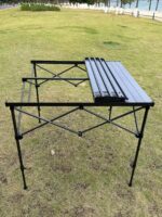 Assemblable folding table - Image 5